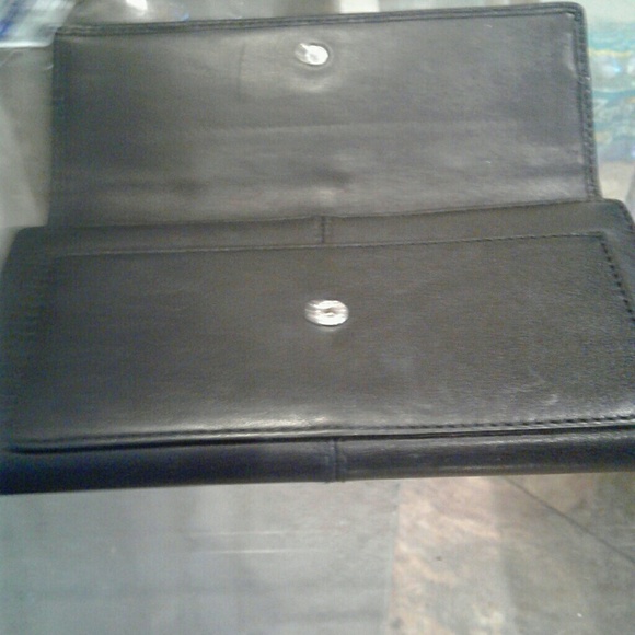 Coach Wallet - Picture 3 of 4